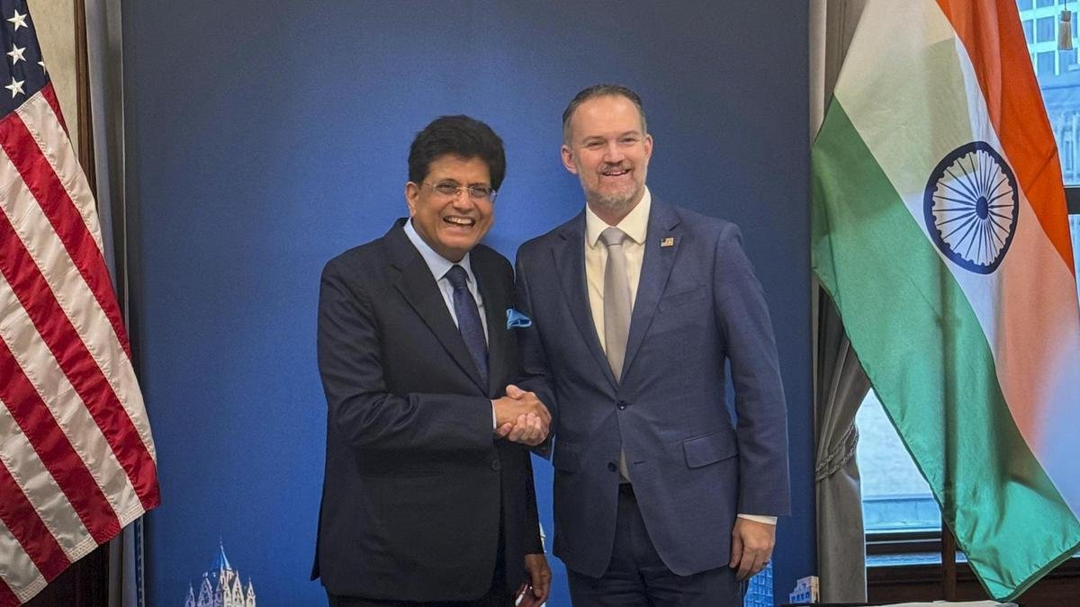 Commerce Minister Piyush Goyal meets U.S. Trade Representative Greer, discusses trade deal
